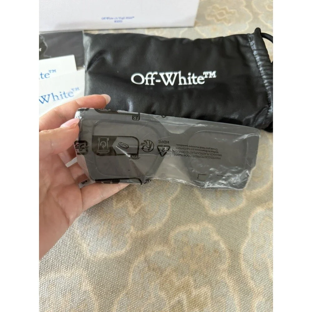 Off-White authentic off